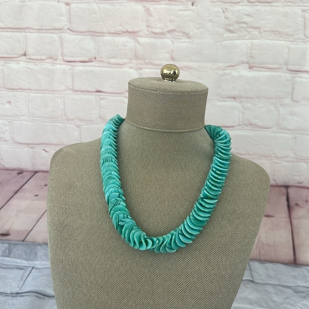 TRIFARI CROWN 👑 blue LUCITE glass bead ruffle  NECKLACE RARE